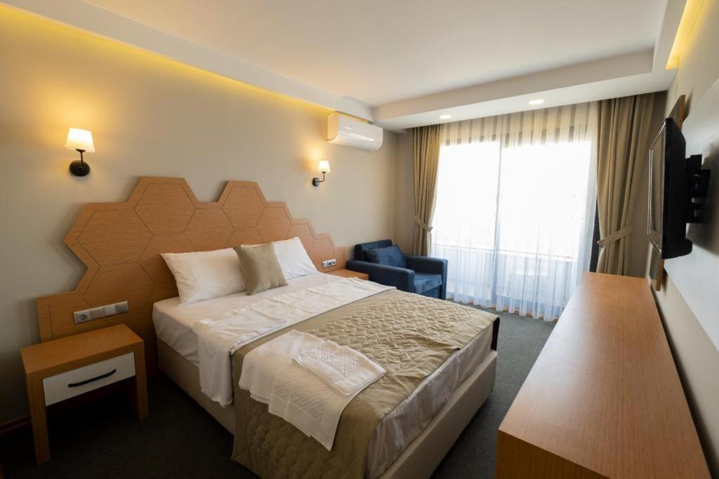Palmila Butik Otel 锡利夫凯 外观 照片