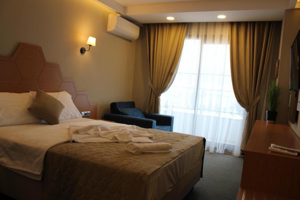 Palmila Butik Otel 锡利夫凯 外观 照片